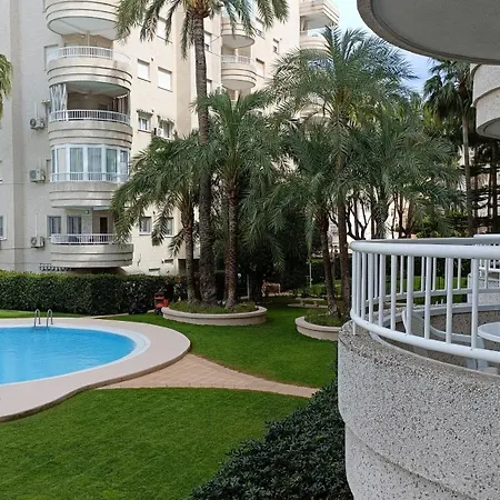 Апартаменты Tropicana - Piscina Y Tenis - Aire Acondicionado - Fibra Optica - Netflix *